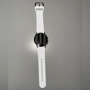 Samsung Watch 4 with charger, 5 different color watchbands, & screen protectors